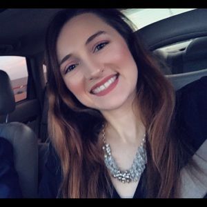 Meet your Posher, Katie